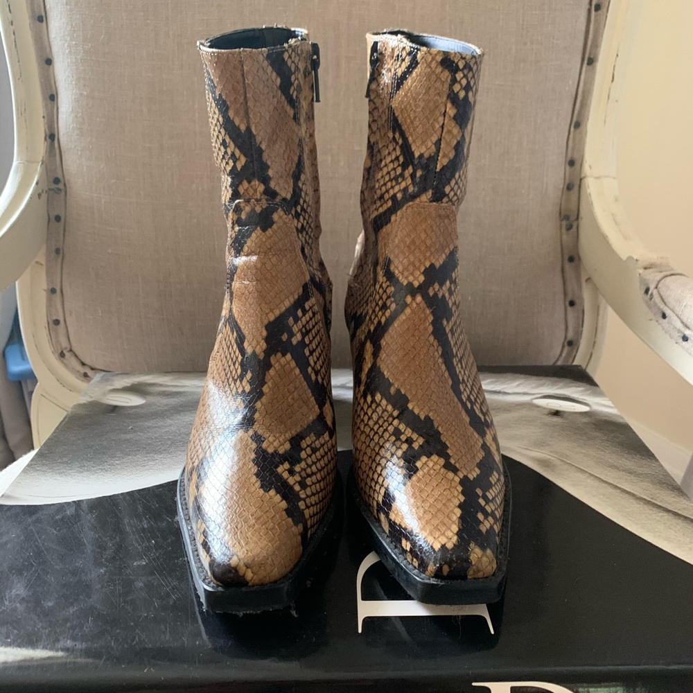 Snake Embossed boots